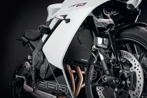 Evotech Performance Radiator Guard for Triumph Daytona 660 (2024) - Image 3