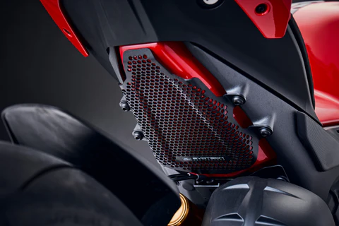 Evotech Ducati Panigale V4 S Fuel Tank Cover Guard (2021 - 2024) - Image 3