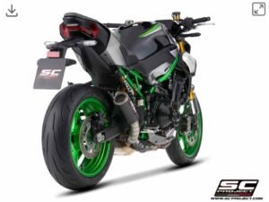 Alternative view of SC Project CR-T M2 Ti-Carbon, carbon/titanium fibre exhaust- Z900 (2025-26)