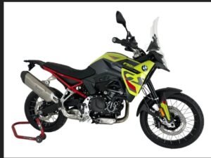 Alternative view of WRS Caponord Transparent Windscreen- BMW F 900GS (24-26)